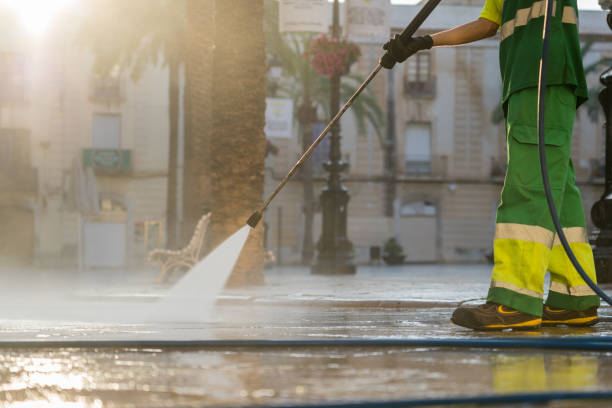 Best Commercial Pressure Washing in Robins, IA